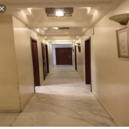 Hotel Ganesh Palace Mumbai Bagian luar foto
